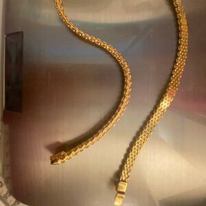 Monet goldtone 18" necklace